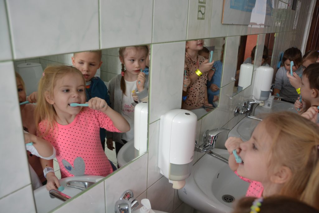Nauka mycia zębów