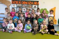 Dzień dinozaura Fiołeczków