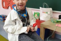 Maskotki Jagódek z wizytą u lekarza