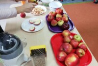 dav Każdy przedszkolak wam to powie, warzywa i owoce to samo zdrowie!