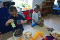 dav Każdy przedszkolak wam to powie, warzywa i owoce to samo zdrowie!