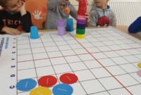 Kodujemy – zabawa z matą edukacyjną