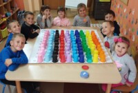 Kodujemy – zabawa z matą edukacyjną