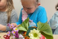 Jesienne kwiatowe kompozycje w dyni