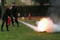 Z policjantem i strażakiem