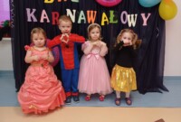 Bal karnawałowy u Fiołeczków