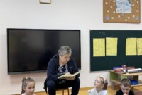 Rodzinne czytanie z Babcią Stasia