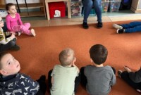 Stokrotki ratują misia