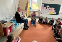 Stokrotki ratują misia