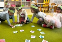 Fiołki i „dzień dinozaura”