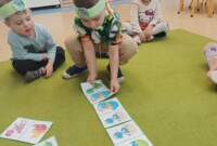 Fiołki i „dzień dinozaura”