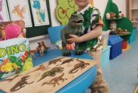 Fiołki i „dzień dinozaura”