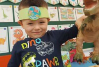 Fiołki i „dzień dinozaura”