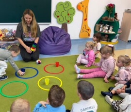 „Kolorowa podróż robota Edka” – Fiołki