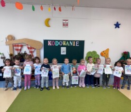 „Kolorowa podróż robota Edka” – Fiołki